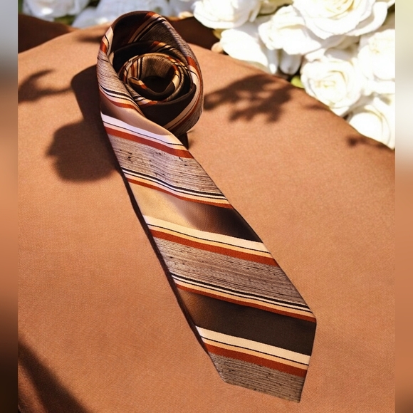 VINTAGE Tie Men's BRITTANIA striped  neck tie - Picture 1 of 4